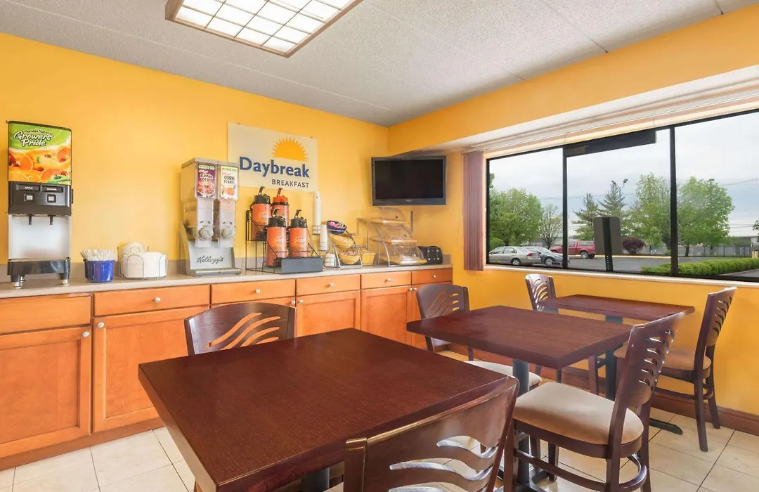 Days Inn By Wyndham Columbus Fairgrounds-1