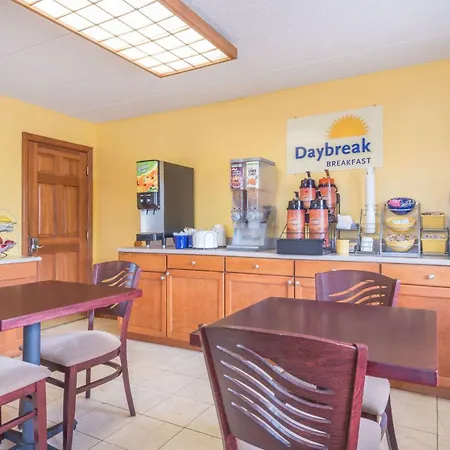 Days Inn By Wyndham Columbus Fairgrounds-2